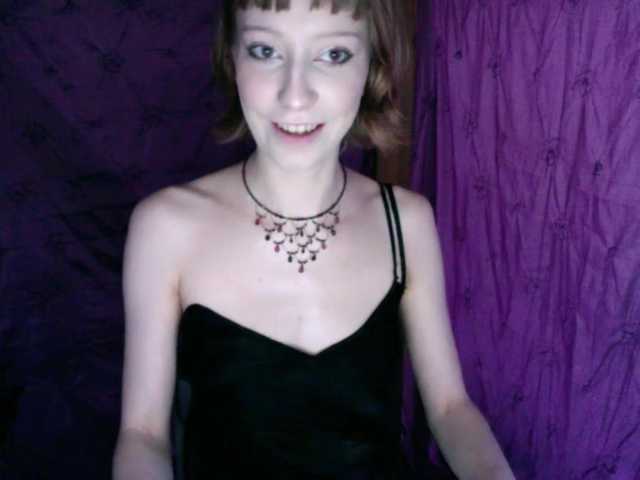 AlexaPleasure live cam on BongaCams