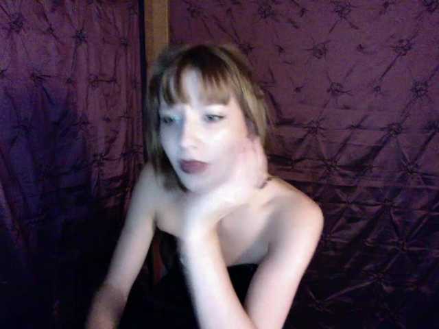 AlexaPleasure live cam on BongaCams
