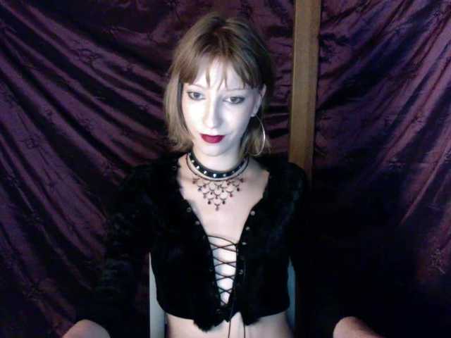 AlexaPleasure live cam on BongaCams