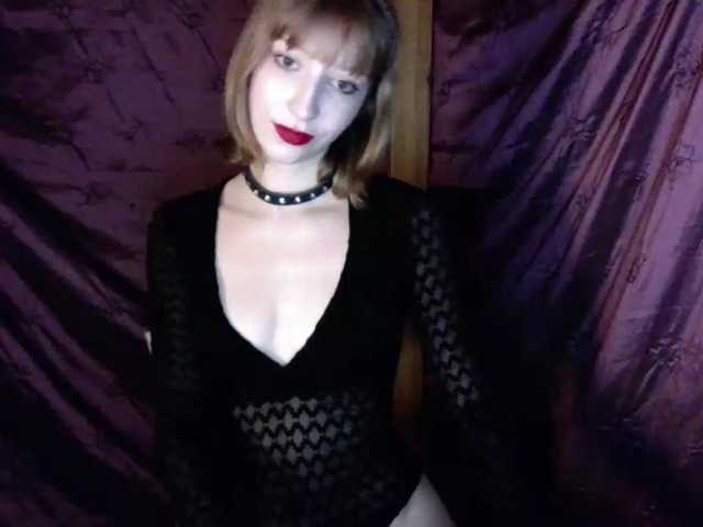 AlexaPleasure live cam on BongaCams