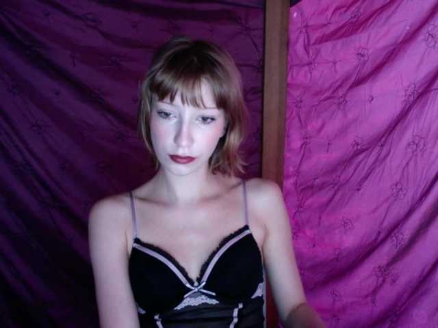 AlexaPleasure live cam on BongaCams