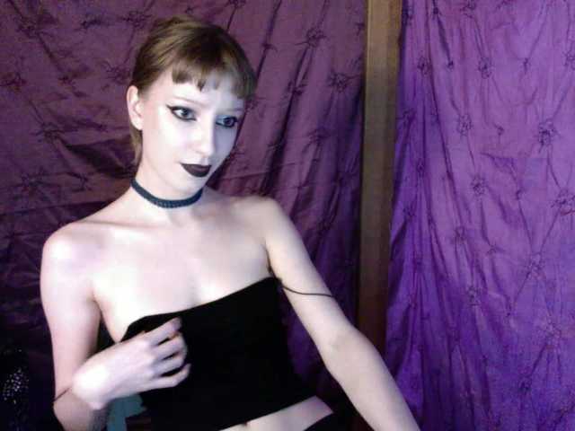 AlexaPleasure live cam on BongaCams