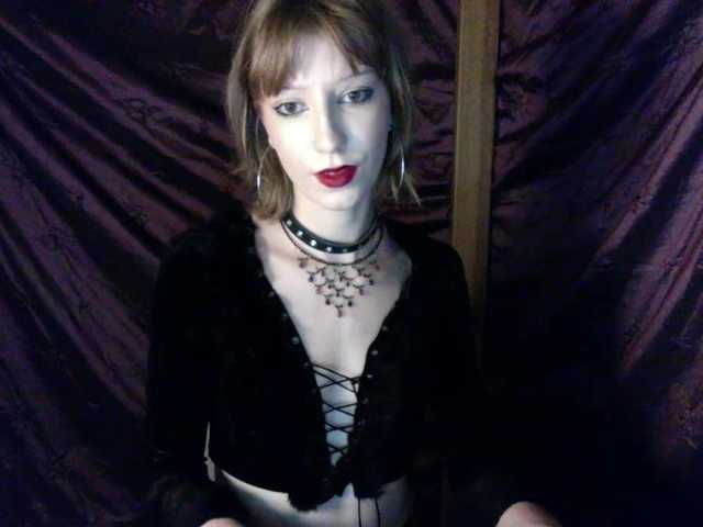 AlexaPleasure live cam on BongaCams