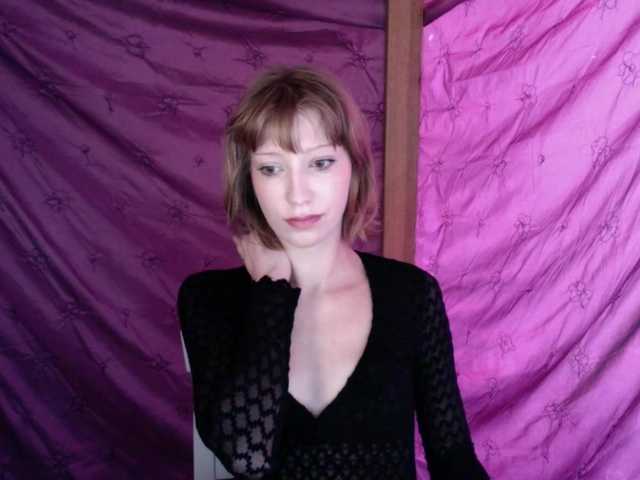 AlexaPleasure live cam on BongaCams