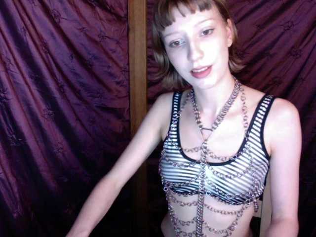 AlexaPleasure live cam on BongaCams