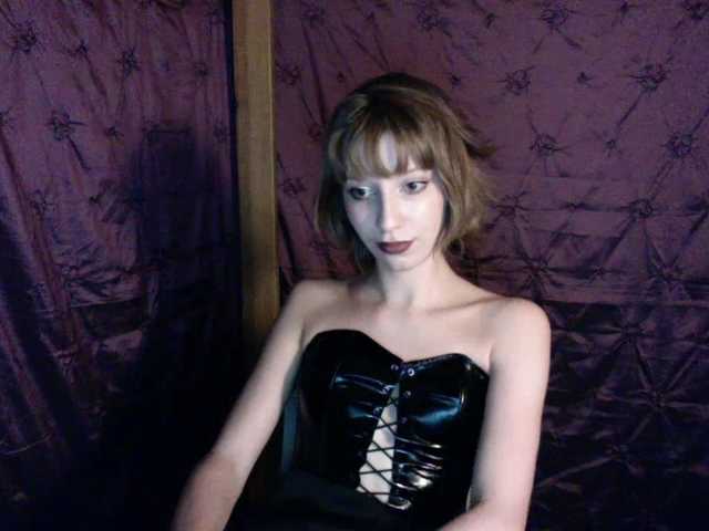 AlexaPleasure live cam on BongaCams