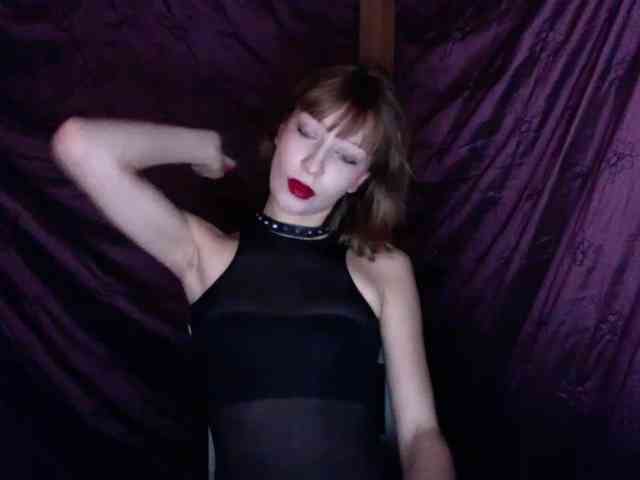 AlexaPleasure webcam