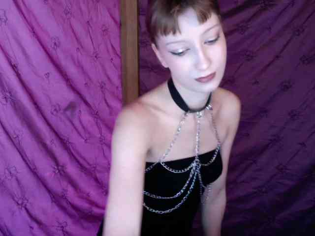 AlexaPleasure webcam