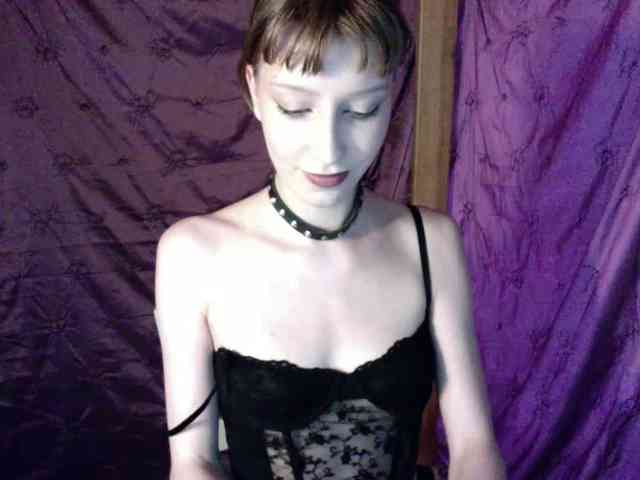 AlexaPleasure webcam
