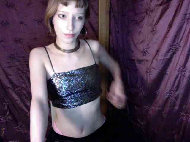 AlexaPleasure webcam