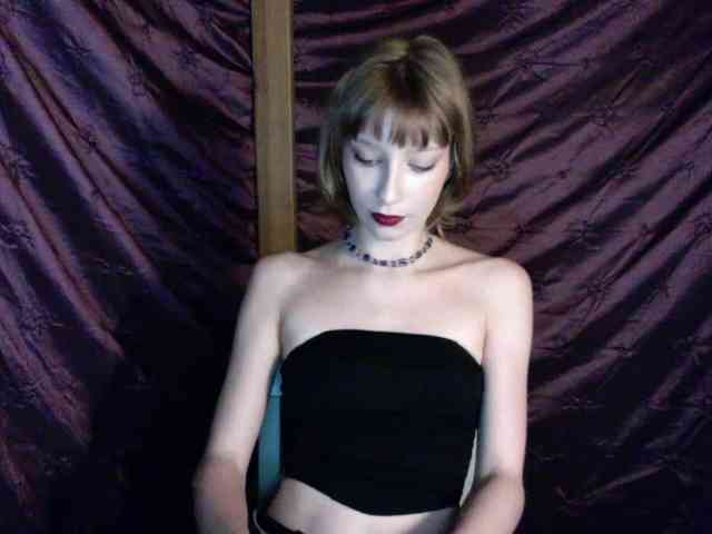 AlexaPleasure webcam
