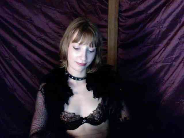 AlexaPleasure webcam