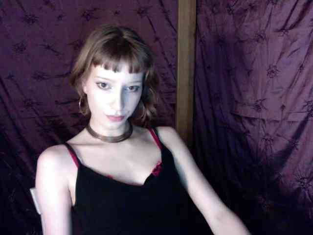 AlexaPleasure webcam