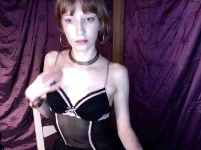 AlexaPleasure webcam