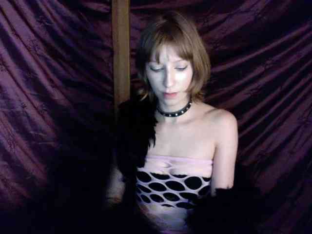 AlexaPleasure webcam