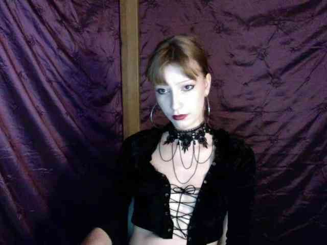 AlexaPleasure webcam