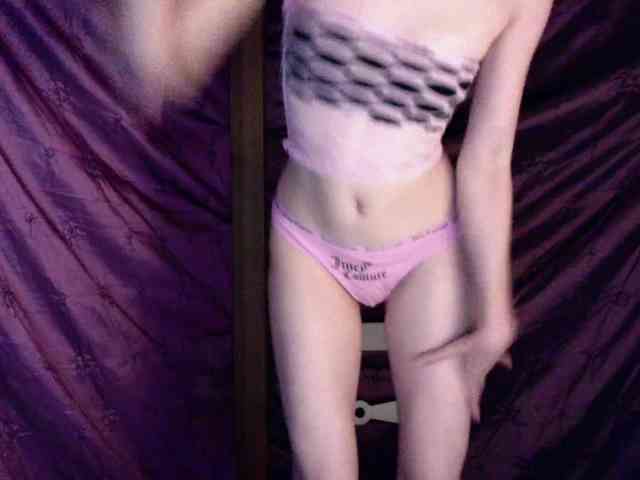 AlexaPleasure webcam