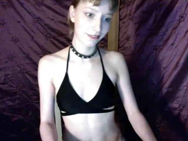AlexaPleasure webcam