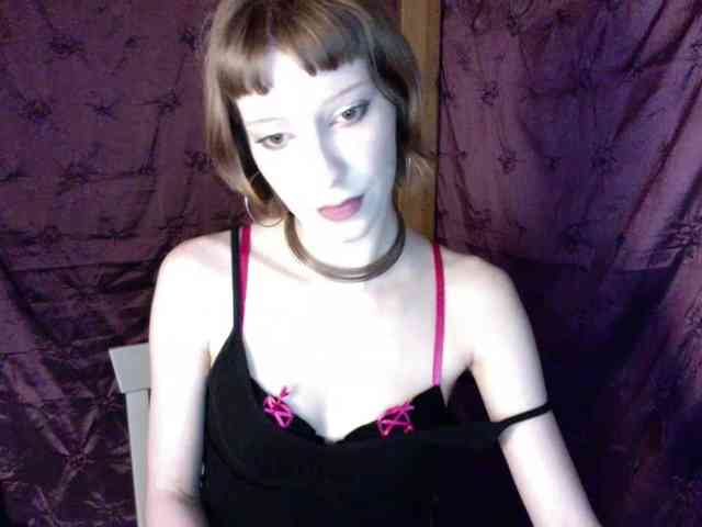 AlexaPleasure webcam