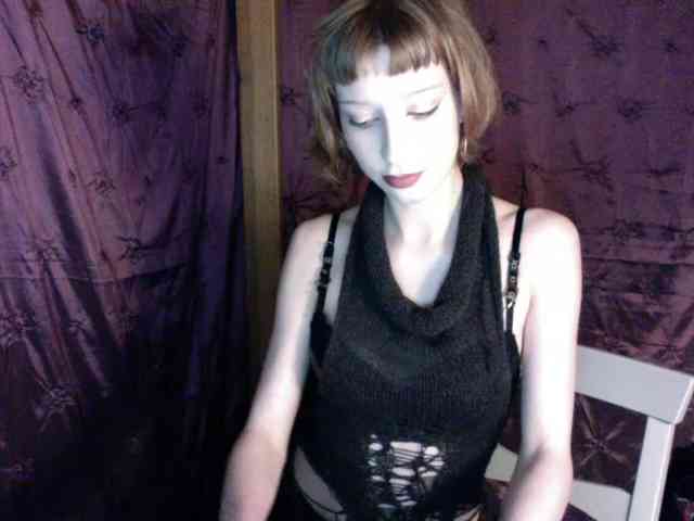 AlexaPleasure webcam