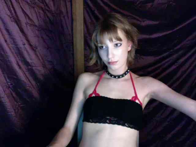 AlexaPleasure webcam