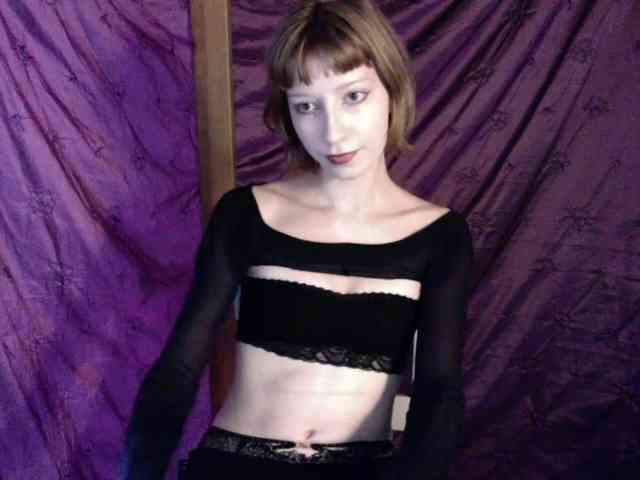 AlexaPleasure webcam