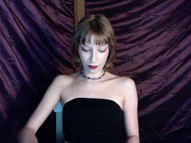 AlexaPleasure webcam