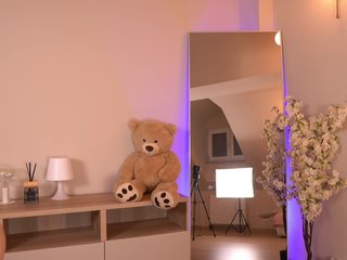 SassyIvana Porn Show