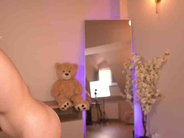 SassyIvana webcam