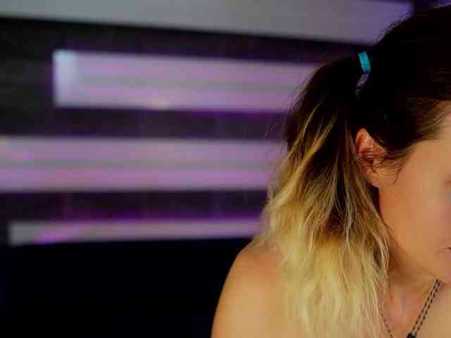 SassyIvana webcam