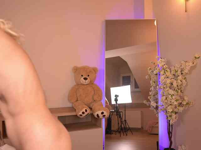 SassyIvana webcam