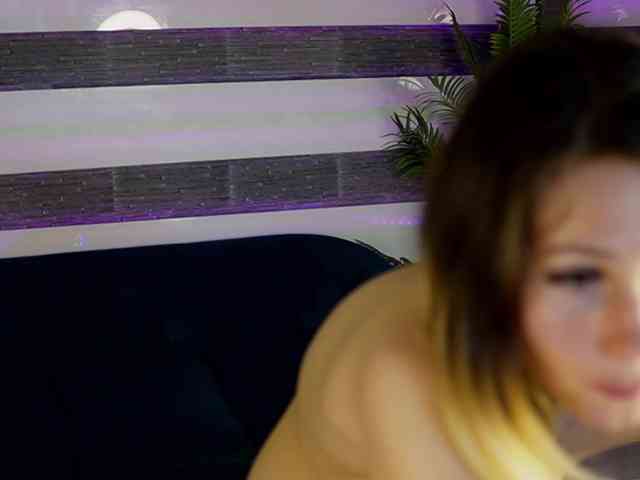 SassyIvana webcam