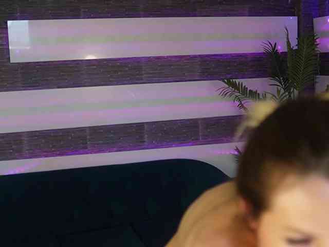 SassyIvana webcam