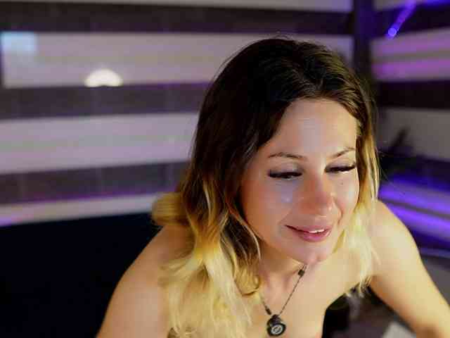 SassyIvana webcam