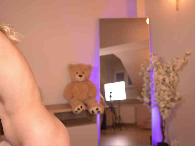 SassyIvana webcam