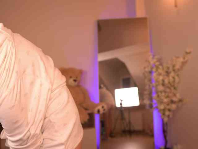 SassyIvana webcam