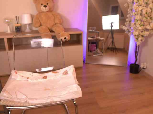 SassyIvana webcam