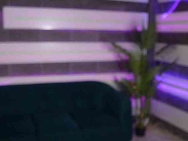 SassyIvana webcam