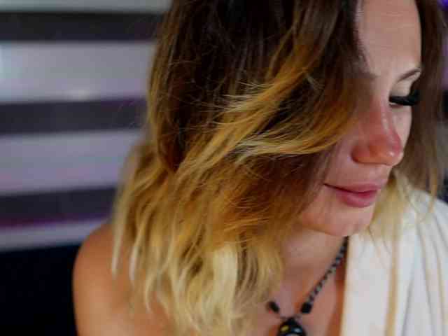 SassyIvana webcam