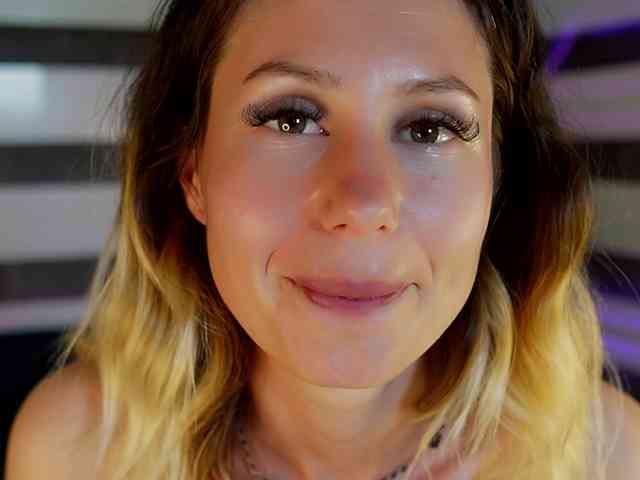 SassyIvana webcam