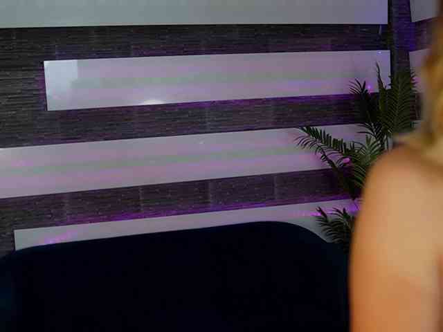 SassyIvana webcam