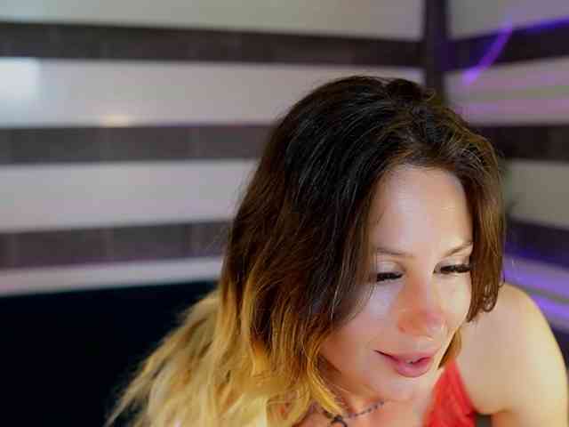 SassyIvana webcam