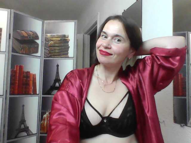 HelenMoo live cam preview