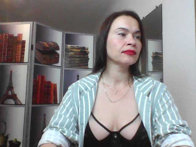 HelenMoo live cam on BongaCams