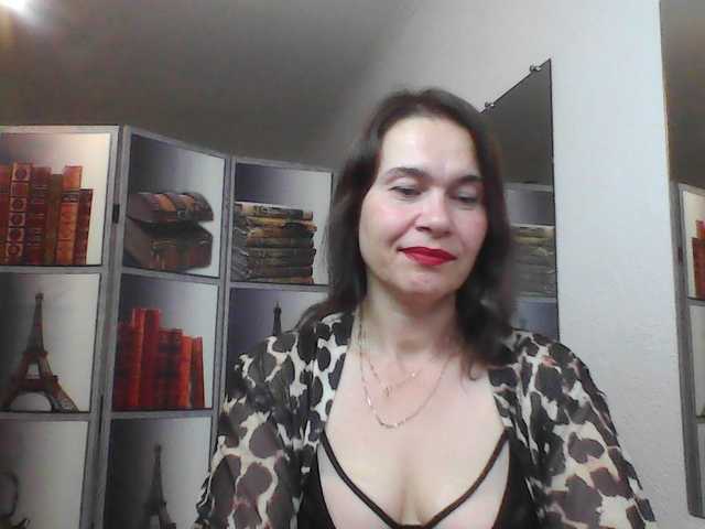 HelenMoo live cam on BongaCams