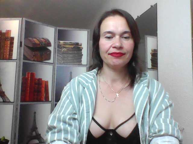 HelenMoo live cam on BongaCams