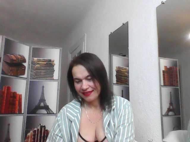 HelenMoo live cam preview