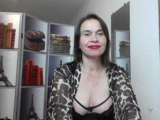 HelenMoo live cam preview