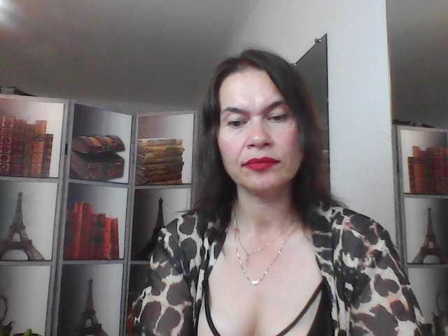 HelenMoo live cam on BongaCams