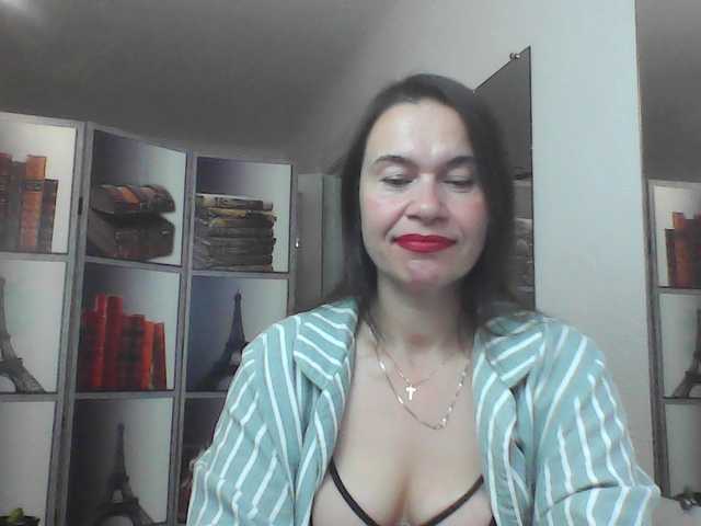 HelenMoo live cam on BongaCams